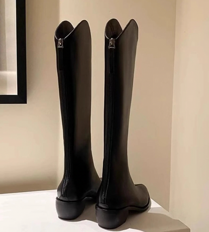 Minimal Sleek Long Boots