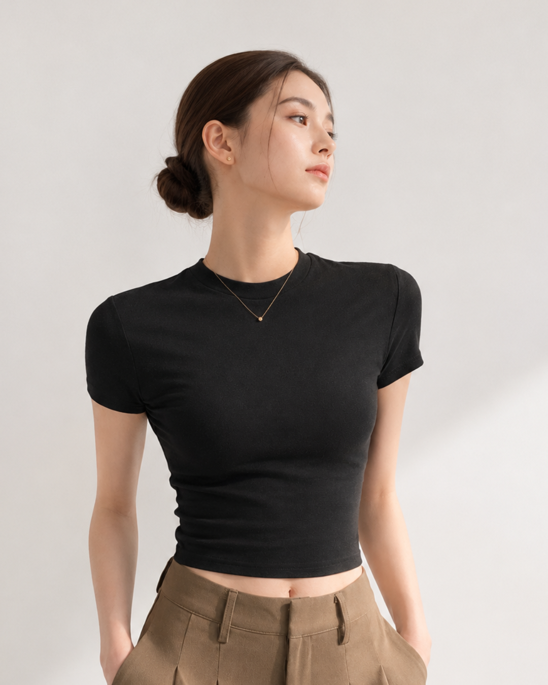 ミニマルフィットTシャツ