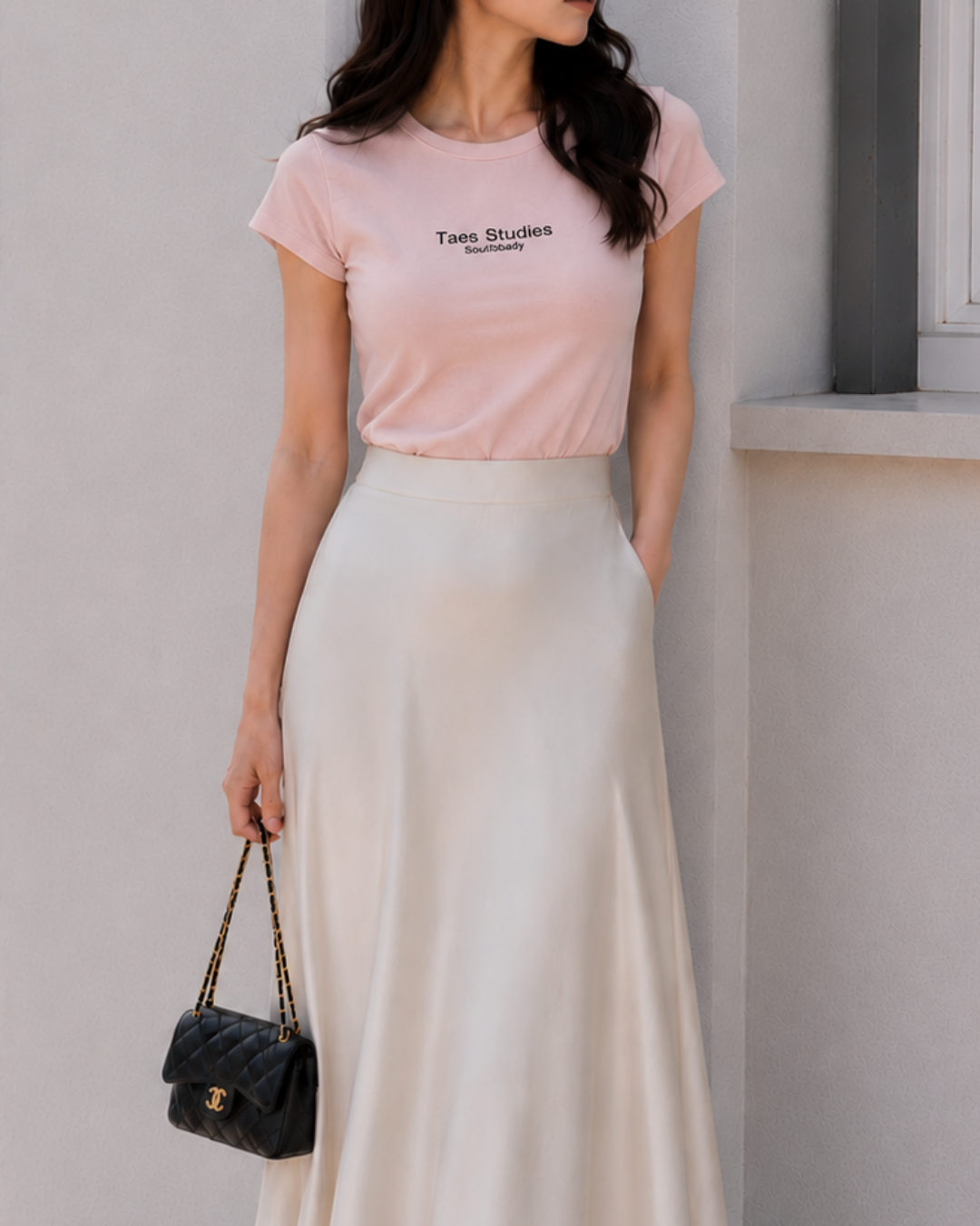 Essential ロゴTシャツ