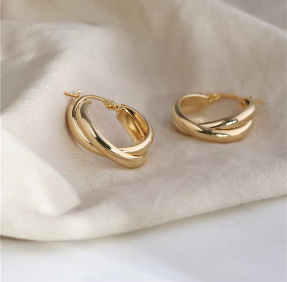 Minimal Luxe Hoop ピアス
