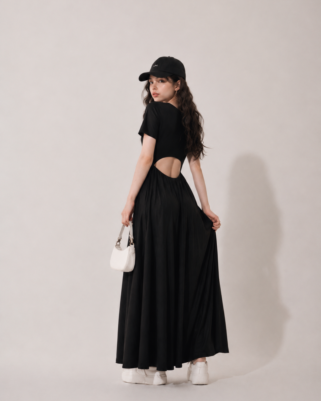 ミニマルカットアウトウエストワンピース