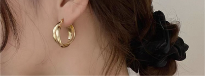 Minimal Luxe Hoop ピアス