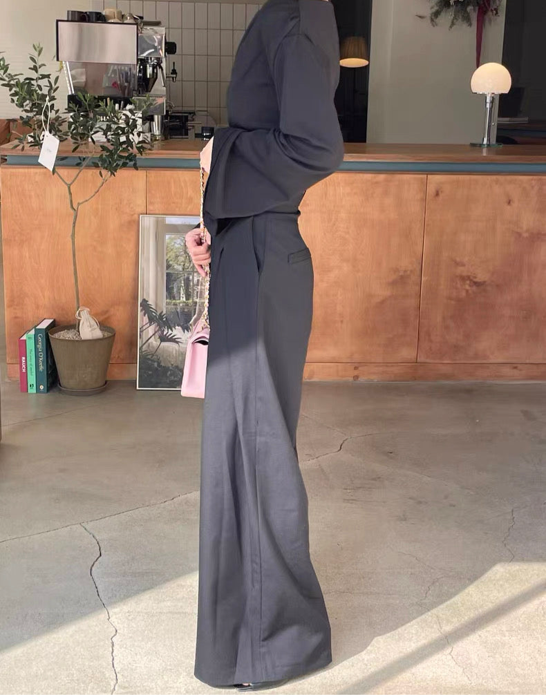 ハイウエストタックパンツ