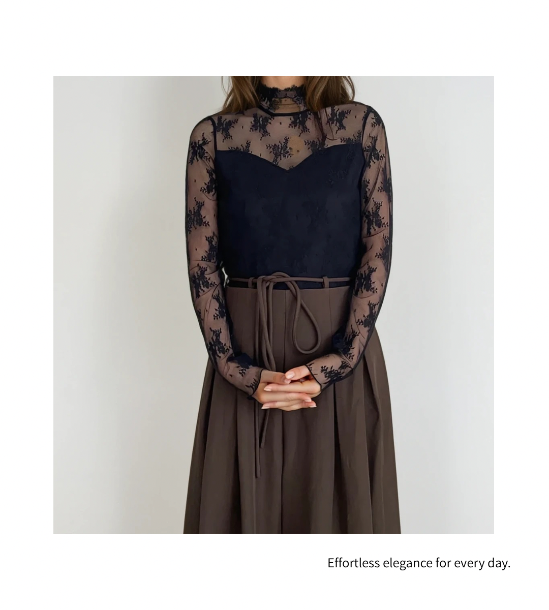 Elegant Sheer Lace High-Neck Top(裏起毛)